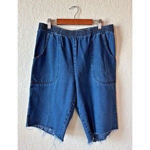 Cascade Blues Womens Denim Shorts With Raw Hem and Pockets - 10P